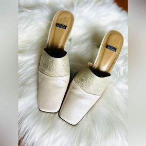 Vintage Stuart Weizman heels mules